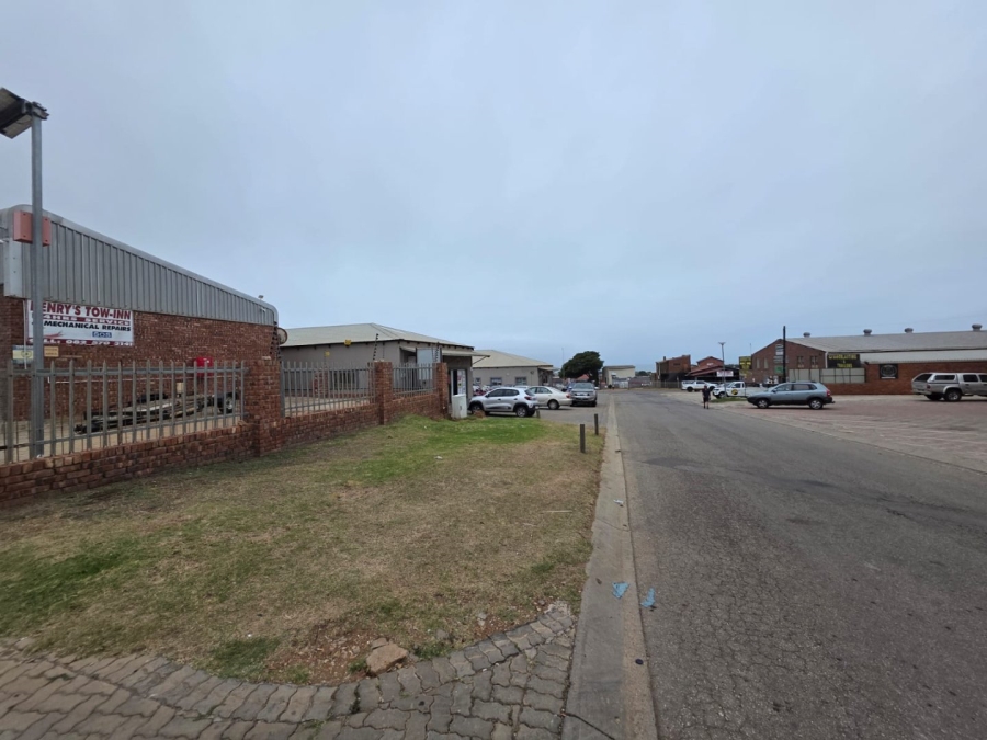 Commercial Property for Sale in Pellsrus Eastern Cape